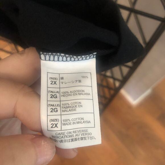 Disneyland Resort Women's Fireworks Tee Size 2X - Picture 3 of 3